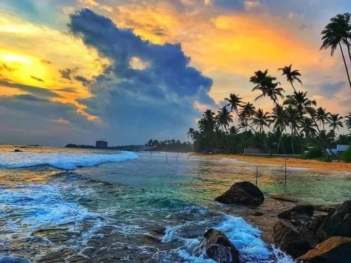 Oesis - Stylish Villa Steps From Historic Galle Fort Extérieur photo